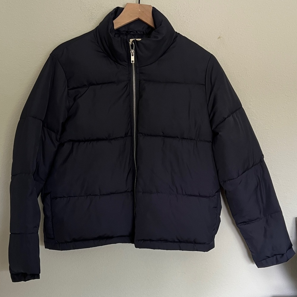 Brandy Melville John Galt Navy Cropped Puffer Jacket - Picture 4 of 7